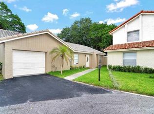 1244 NW 89th Dr, Coral Springs, FL 33071
