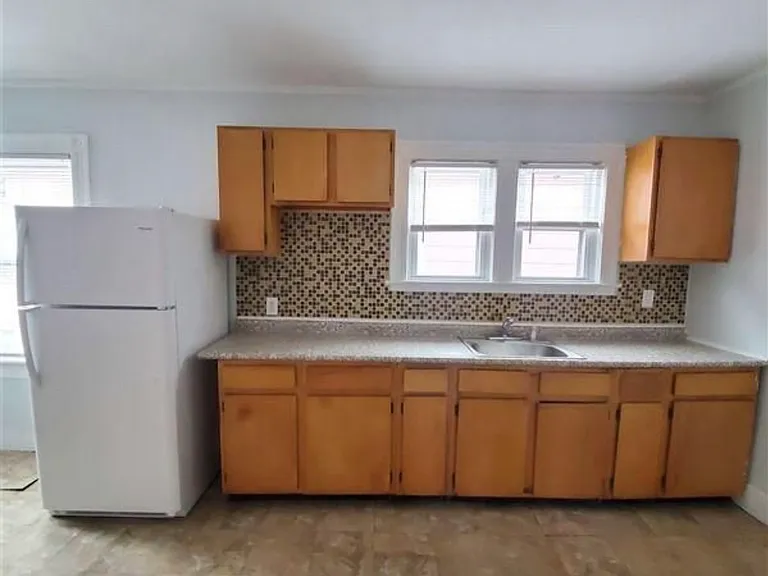 92 Carmel St #2 — Photo 2