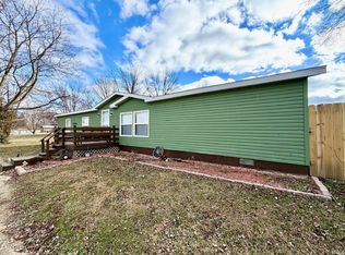 308 W Brook St, Mitchell, IN 47446