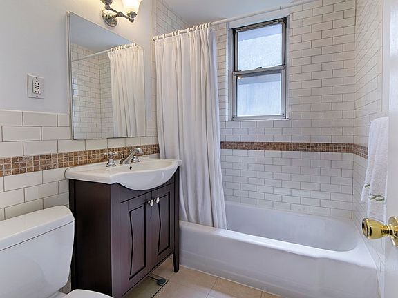 4th image of 222 E 80th St APT 8A