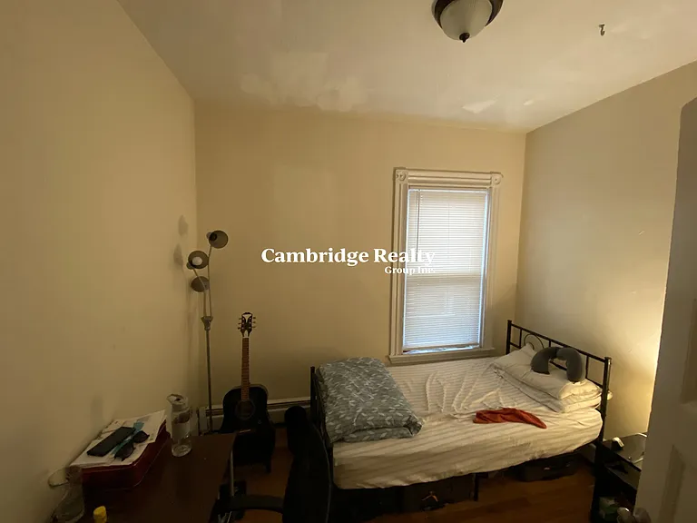 80 Hillside St #3T — Photo 6