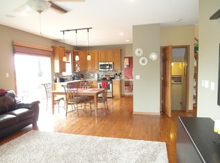 10703 Sterling Alcove, Woodbury, MN 55129