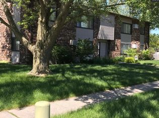 175 Sugar Creek Ln #4, North Liberty, IA 52317