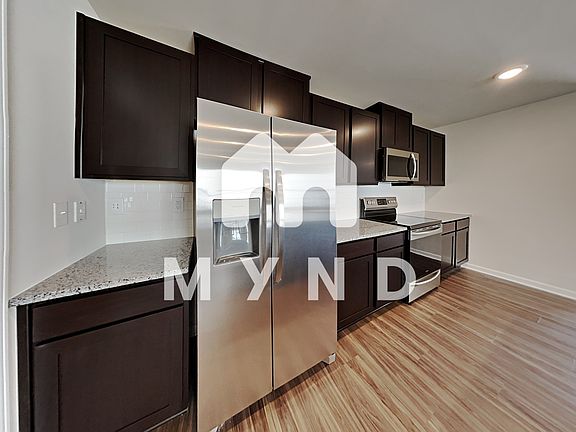 4th image of 7224 Olive Coast St