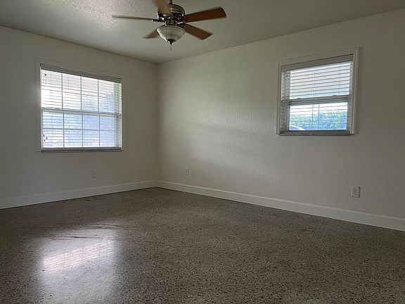 4th image of 620 Northwood Cir