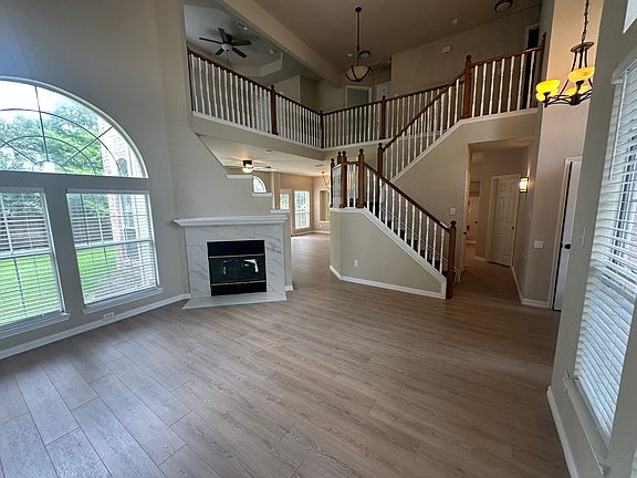 2nd image of 7904 Hartsfield Dr