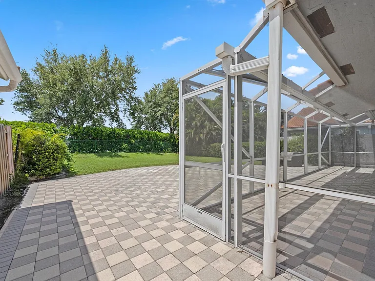 3800 Miramontes Cir — Photo 25