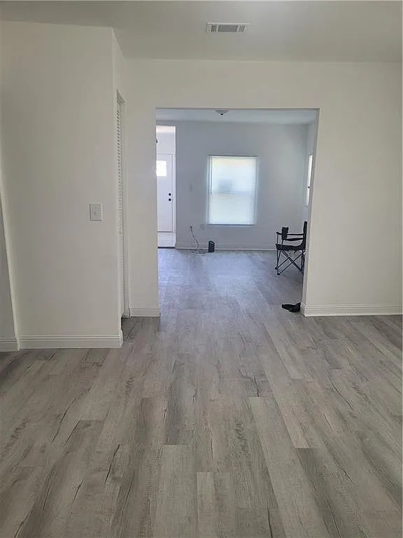 3 bed, 2.0 bath, $1,300 — Photo 3