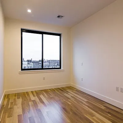 Rented by Nooklyn NYC LLC | media 33