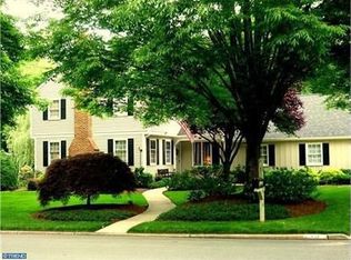 13 Partridge Ln, Cherry Hill, NJ 08003