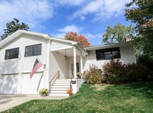 201 Crescent Beach Drive, Burlington, VT 05408