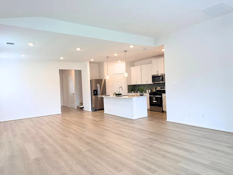 16238 Parish Pointe Ct — Photo 14