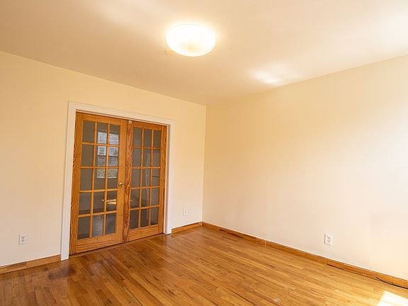 5th image of 387 Prospect Ave #3FE