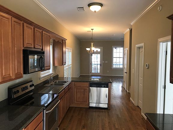 5th image of 317 Norbury Dr