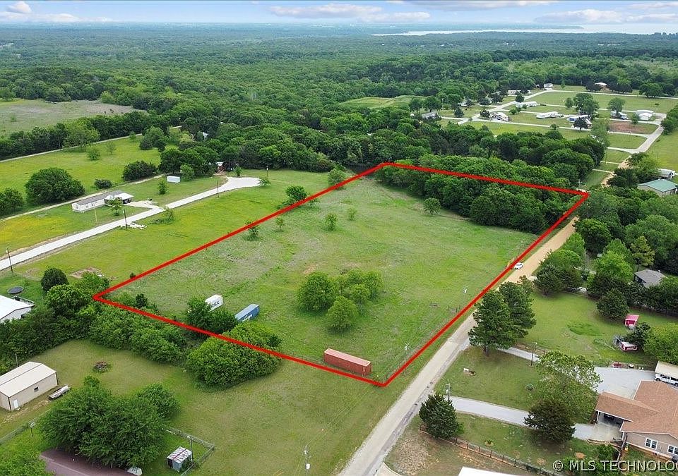 1st image of 13910 Holiday Park Dr