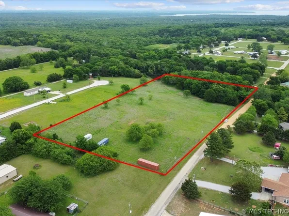 13910 Holiday Park Dr, Kingston, OK 73439