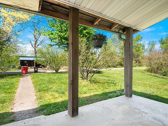 5th image of 321 Elza Rd