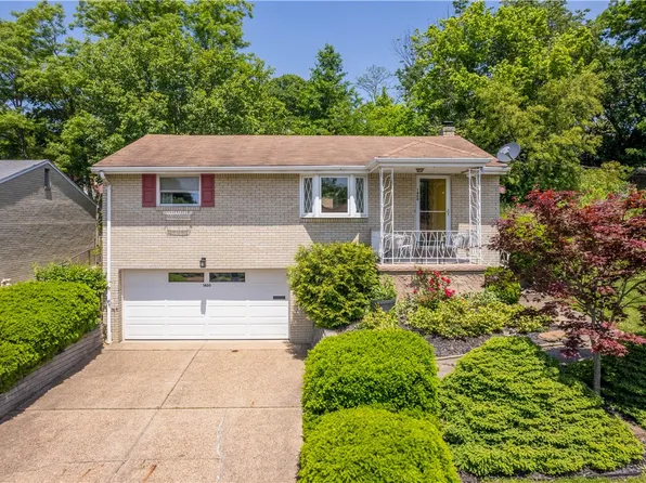 1400 Kinmount St, Pittsburgh, PA 15205