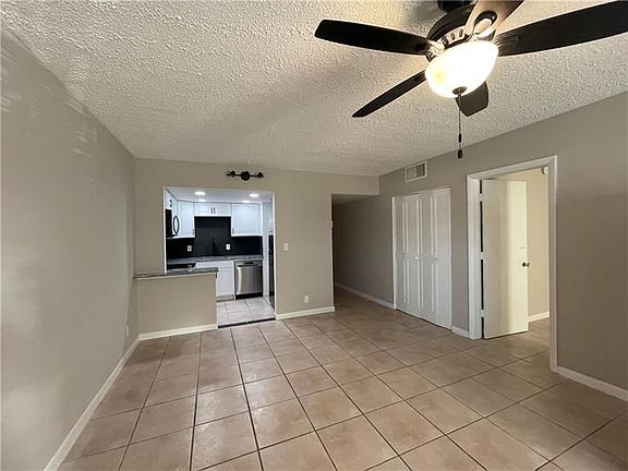 5th image of 751 Pine Dr APT 204
