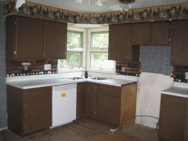5th image of 221 Harrison Ave