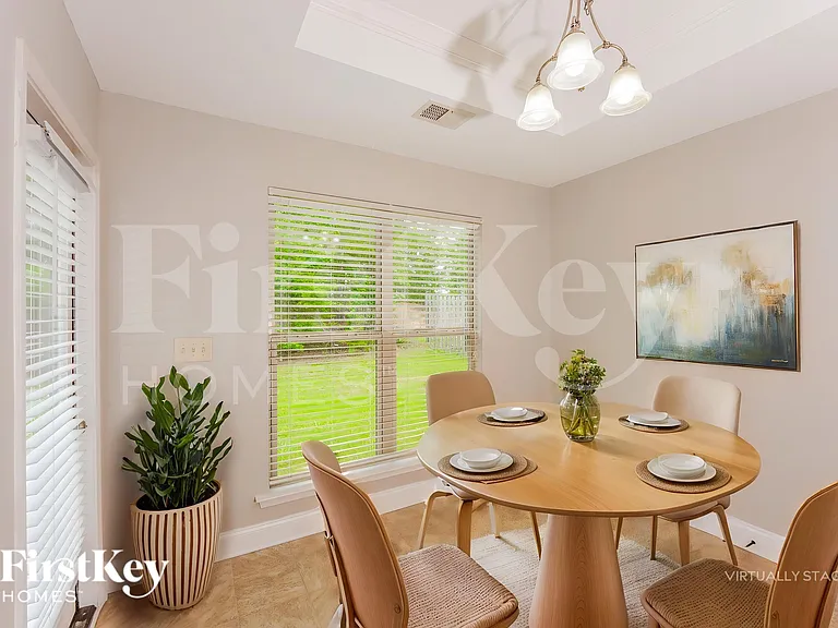 1114 Emerald Ridge Dr — Photo 7