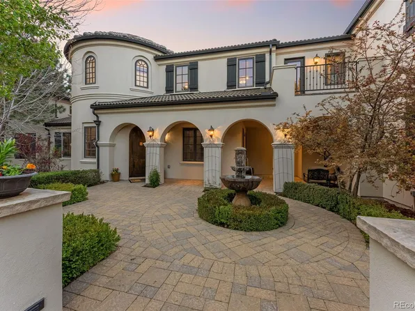 15 Foxtail Circle, Englewood, CO 80113