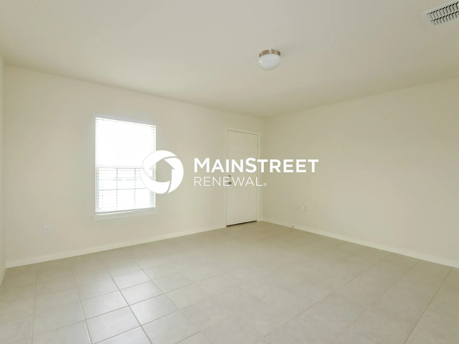 6214 Lakefront — Photo 3