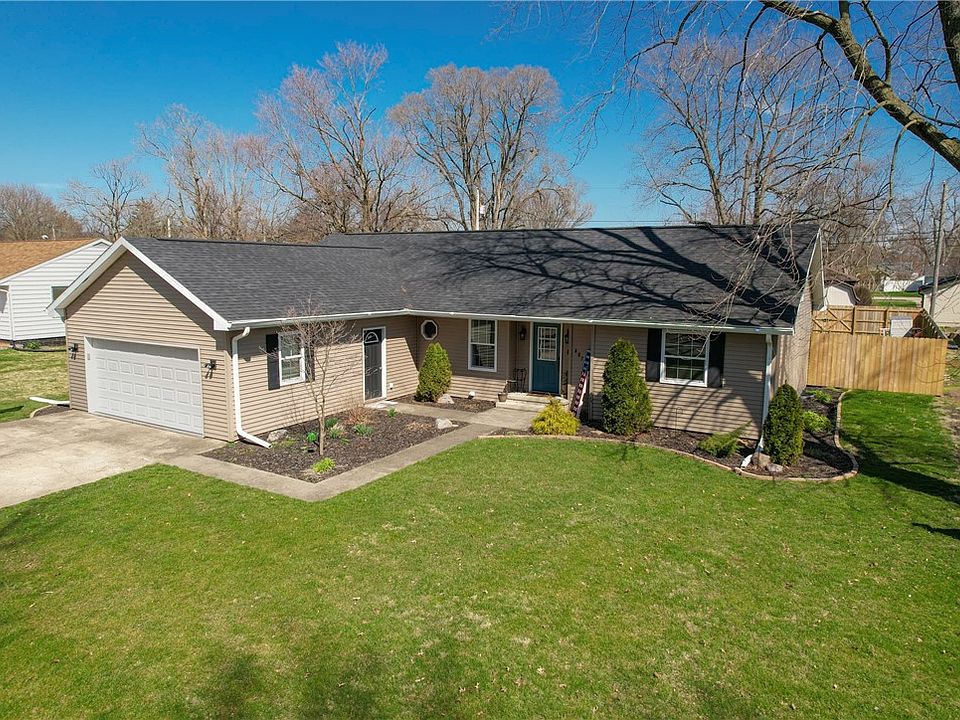 407 Walnut St, Catlin, IL 61817 Zillow