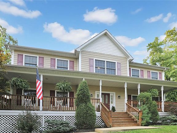3rd image of 229 Birchwood Ave