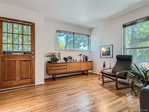 2nd image of 1045 Jasmine Street #1