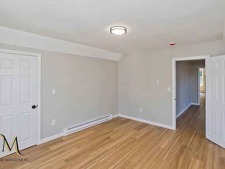 24 Hilton St — Photo 7