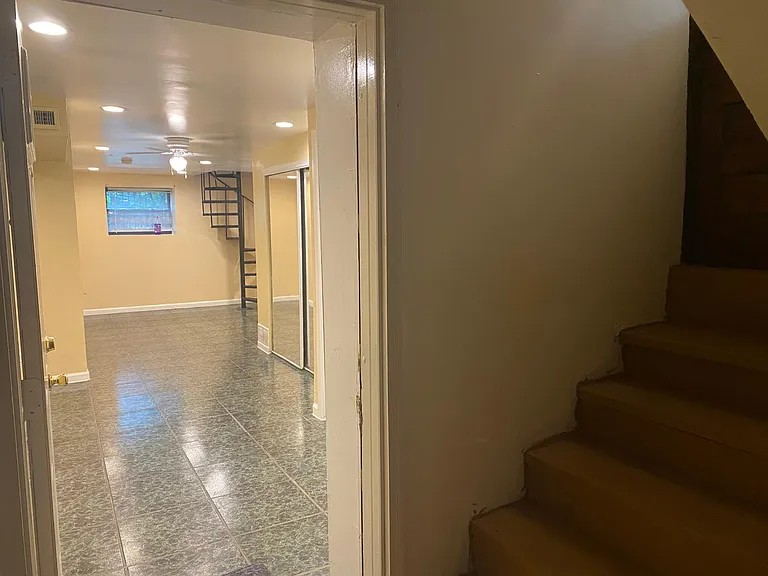 1753 W Catalpa Ave #1 — Photo 16