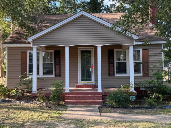 1107 E 4th St, Corinth, MS 38834