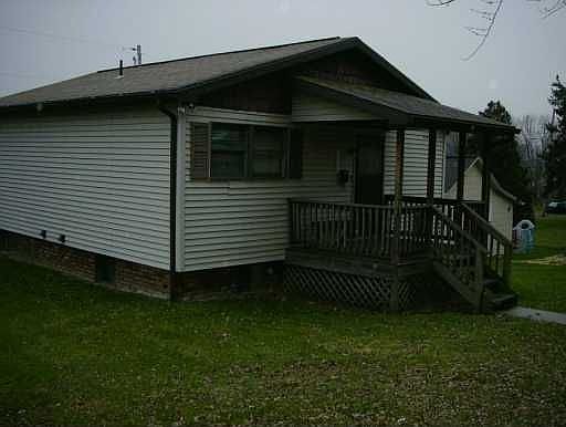 REAR PORCH (TO UPSTAIRS APT)
