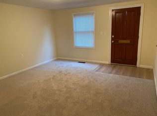 1012 Queen St, Alexandria, VA 22314