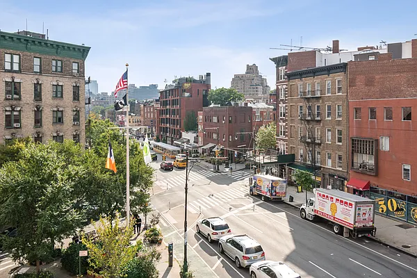 Sold by Douglas Elliman | media 8