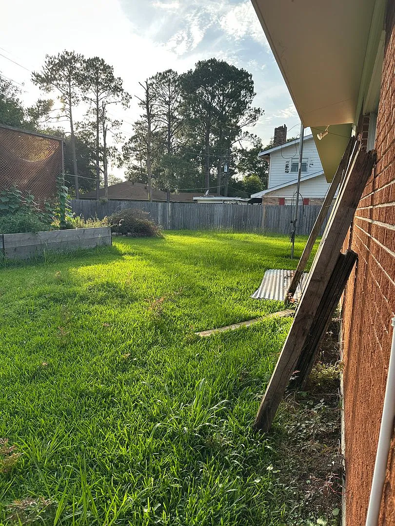 Mid City South Home For Rent — Photo 2