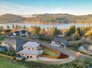 6321 Lakepointe Way, Sweet Home, OR 97386