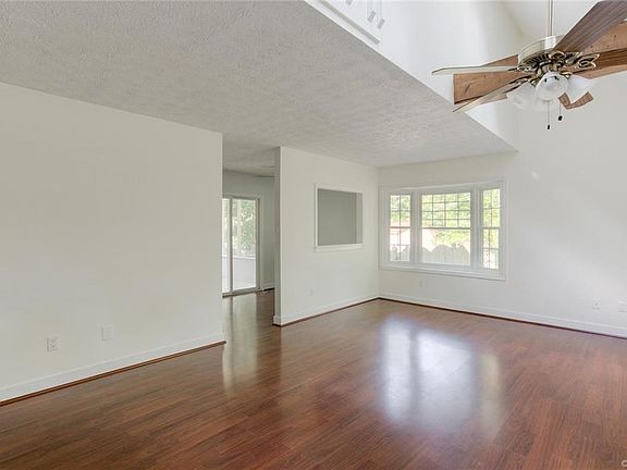 5th image of 10324 Genlou Rd
