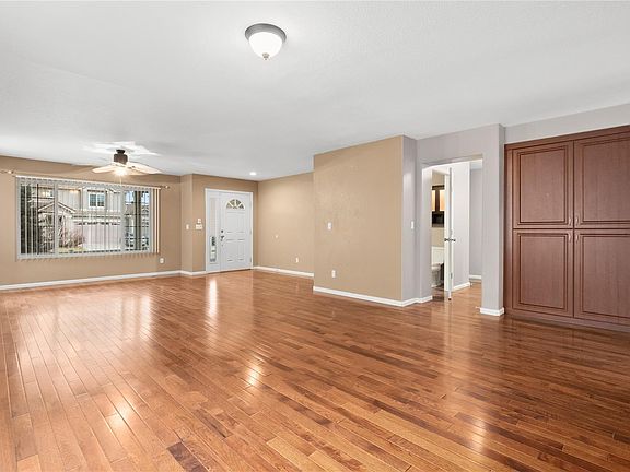 5th image of 5193 Malaya St