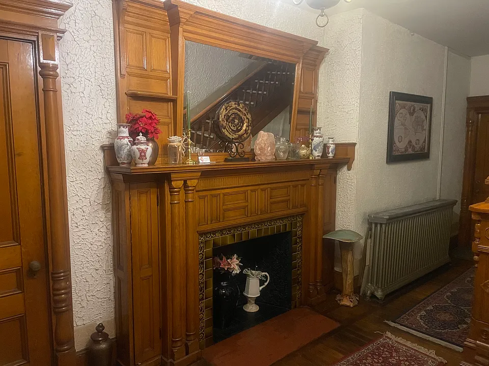 Front entryway