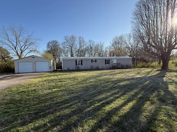 1102 Nails Creek Rd, Dickson, TN 37055