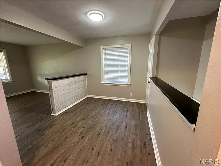 815 Fontaine Pl — Photo 3