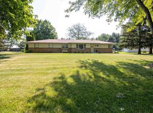2230 Wessman Pkwy, Cherry Valley, IL 61016