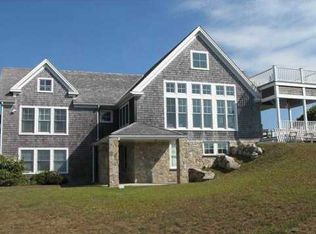 975 Mohegan Trl, Block Island, RI 02807