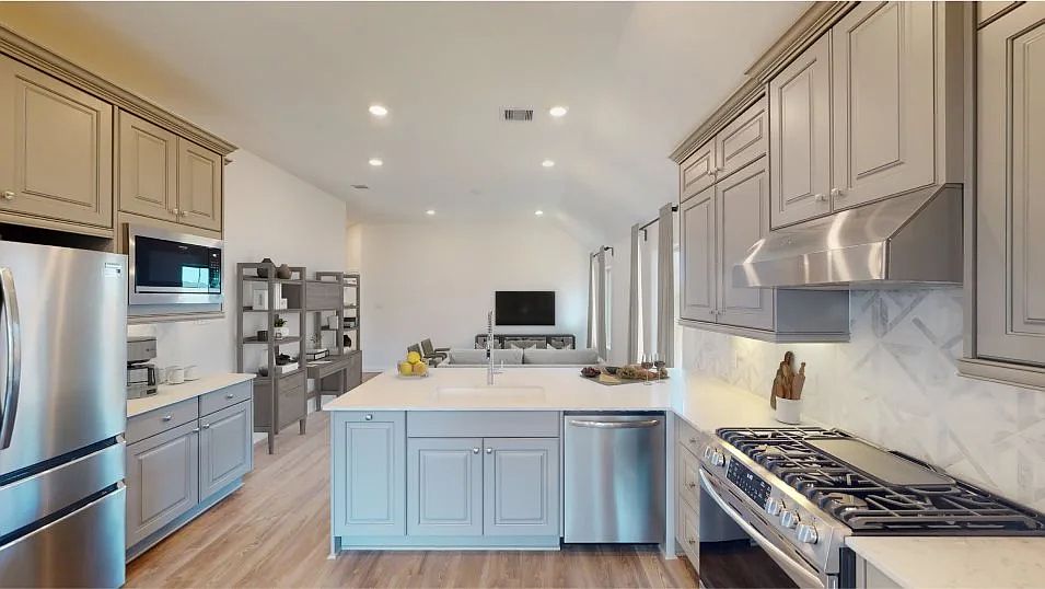 2nd image of 6426 Seafoam Lake Dr
