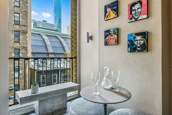 Sold by Compass | media 30