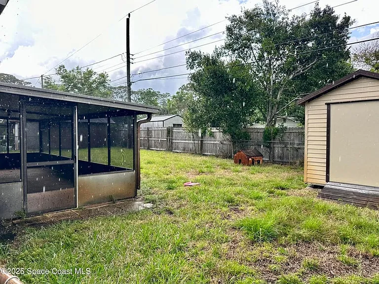 680 Birchwood Ln — Photo 23