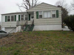 427 Painter Dr, West Haven, CT 06516