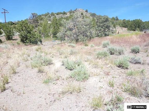 3rd image of 117 S Highway 395